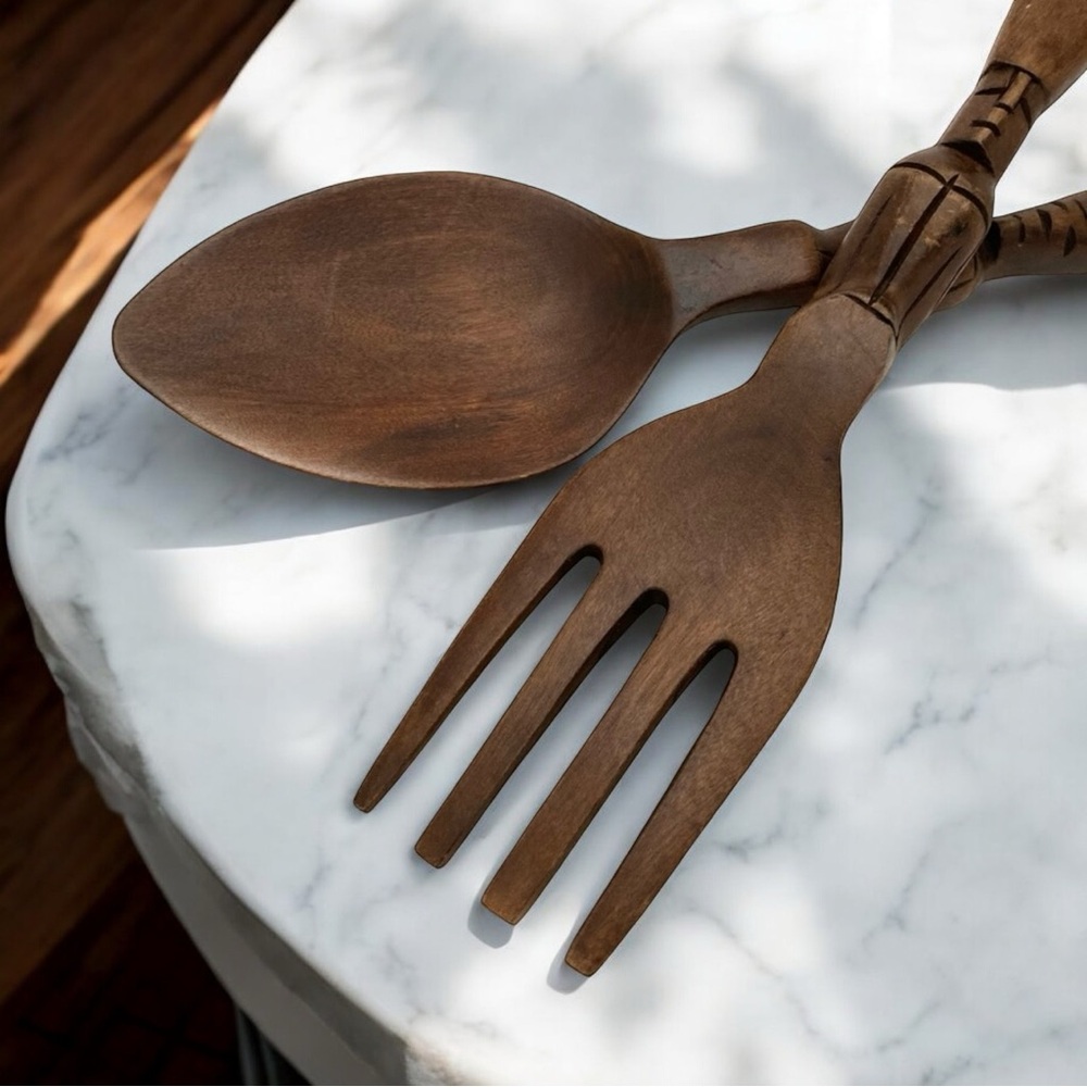 Tiki Salad Tongs